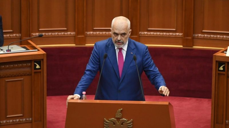 Rama nuk rri pa përmendur Berishën: Nuk e ftonte më askush në takime bilaterale