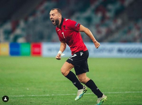 Reja me “dhimbje koke”, mesfushori i Kombëtares një muaj jashtë