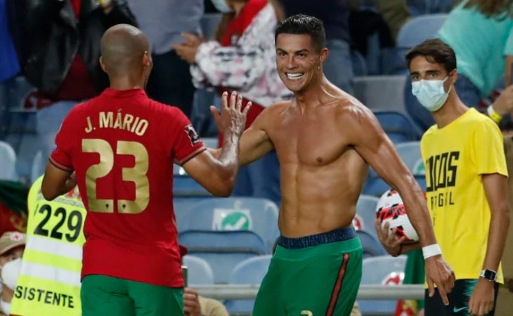 Ronaldo thyen rekordin e golave ndërkombëtarë: Nuk e kam mbyllur ende llogarinë