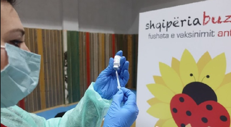 Arrihet shifra 1.5 milionë vaksinime, Rama apelon: Vaksinohuni!