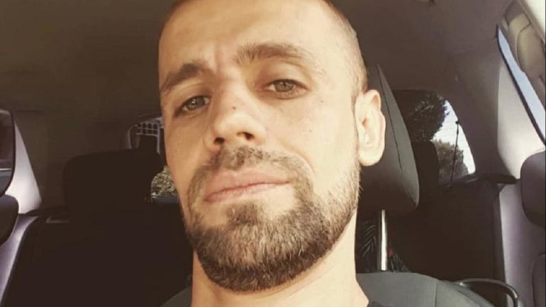 EMRAT/ I masakruar me thikë dhe kafkën e thyer, vritet 38-vjeçari shqiptar nga bashkëkombasi i tij