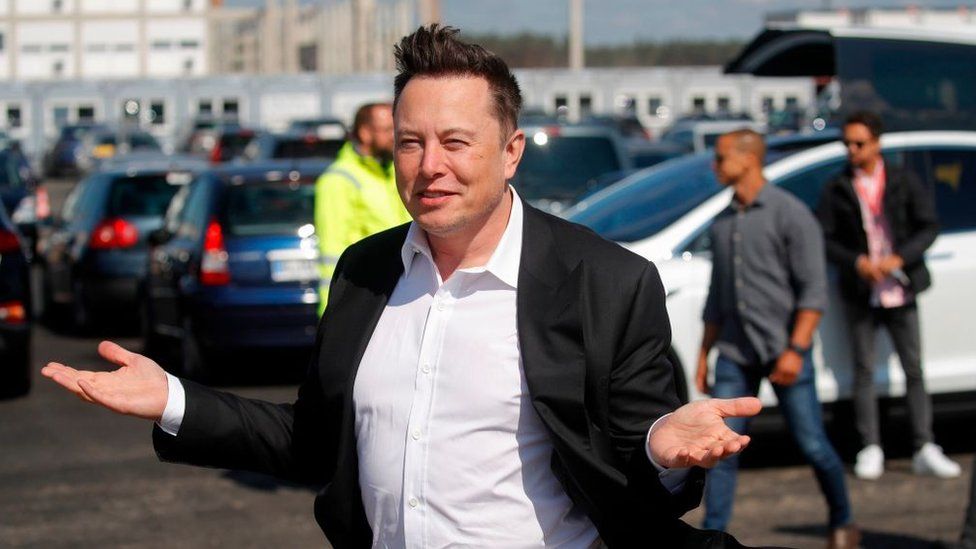 Tesla arrin vlerën prej 1 trilion dollarësh