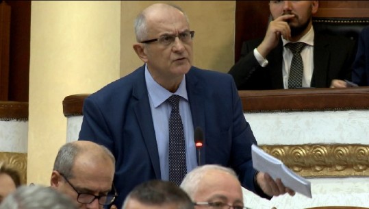 U përmend Presidenti Meta, Vasili: Rama dhe Basha bëjnë tango politike
