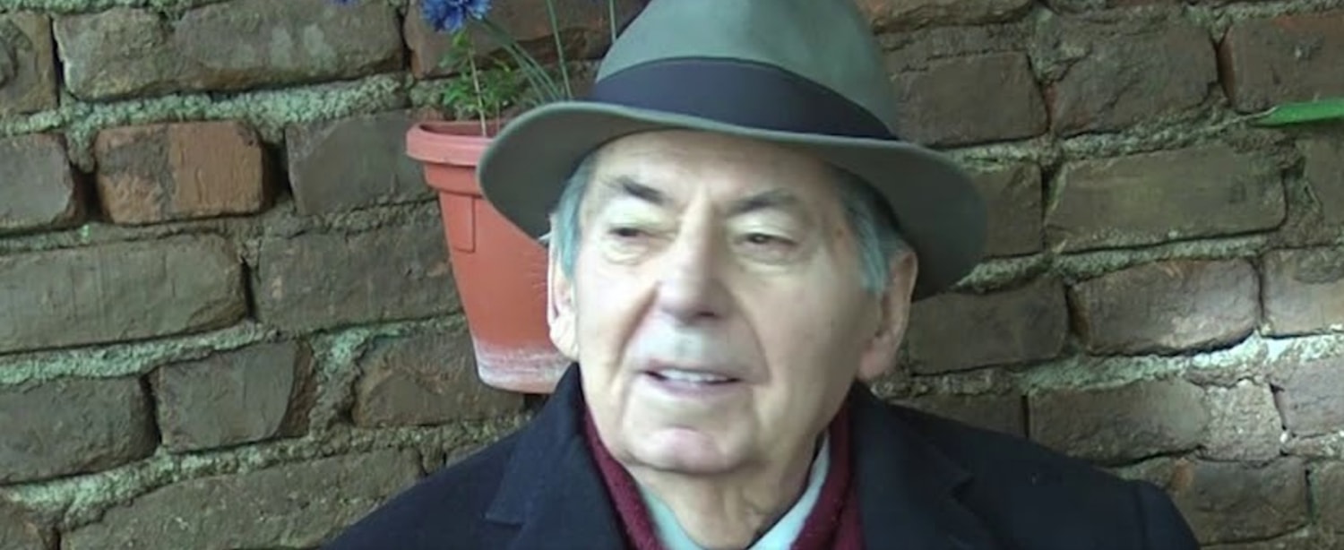 Këngëtari i njohur durrsak, Qemal Kërtusha feston 90-vjetorin e lindjes