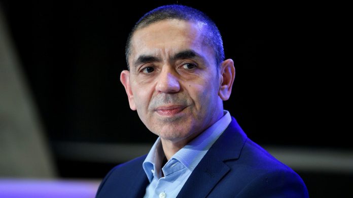 Shefi i “Pfizer” parashikon nevojën për një vaksinë të re