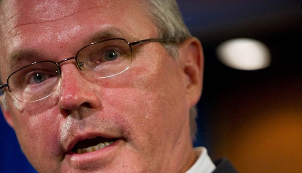 Christopher Hill emërohet ambasador i SHBA-së në Serbi