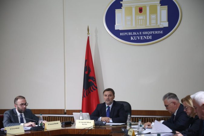 PS-PD marrëveshje për rregulloren e Komisionit Hetimor për 25 prillin, zbardhen detajet e bisedimeve