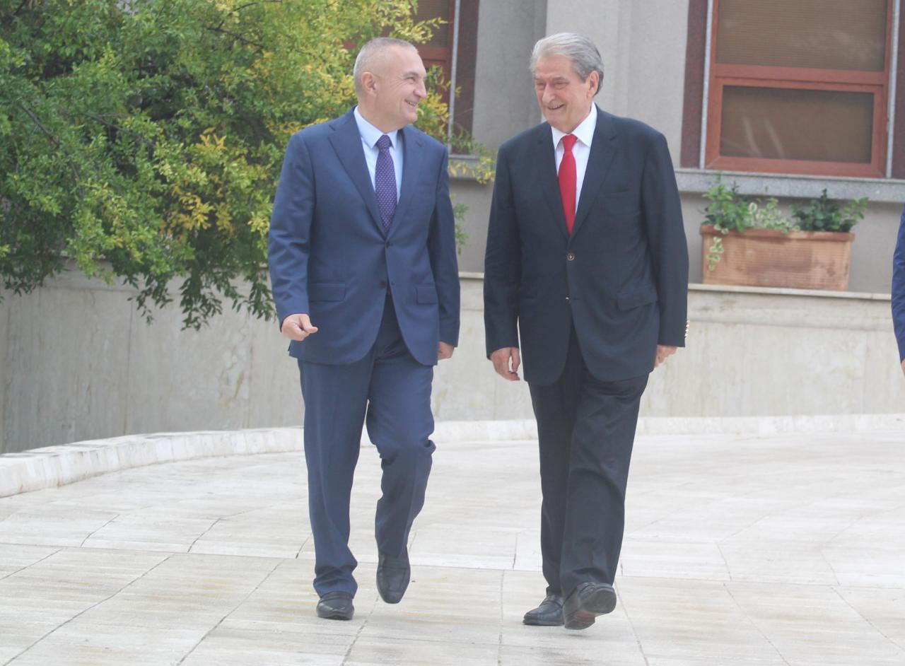 Presidenti Meta i uron ditëlindjen Sali Berishës: Numri 77 sipas Biblës është edhe simbol i përsosmërisë