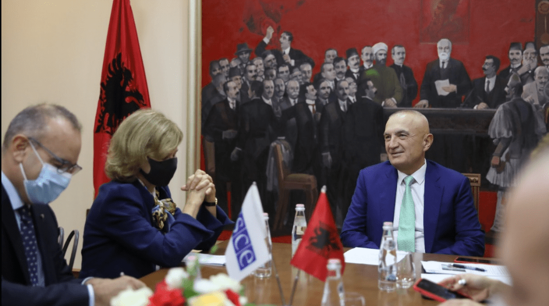 Meta takon Përfaqësuesen e OSBE për Lirinë e Medias: Të mos cënohet puna e gazetarëve prej politikanëve