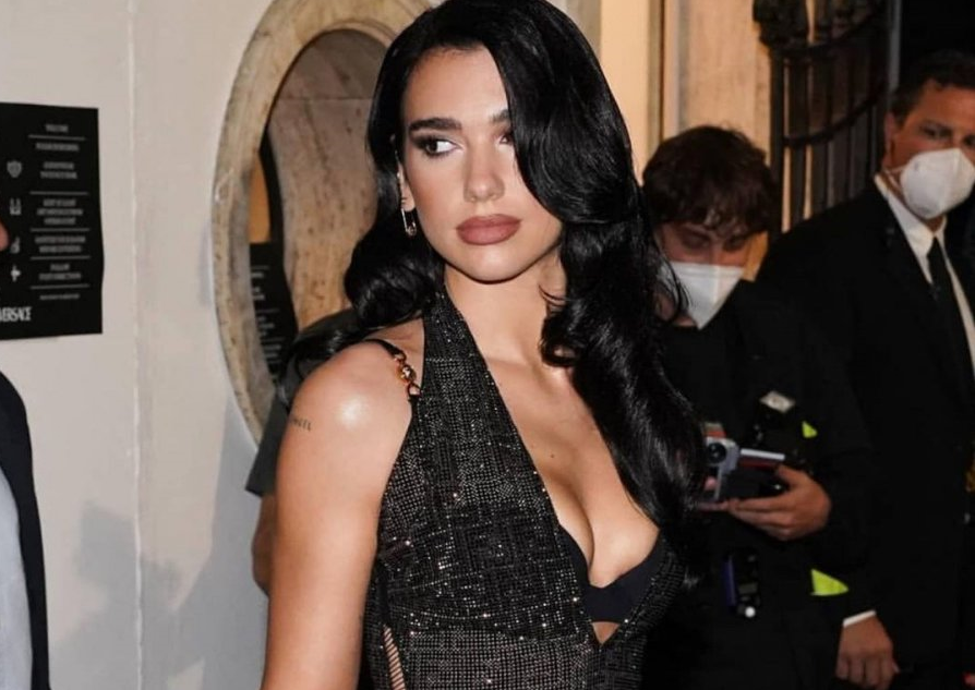 Dua Lipa shënon suksesin e radhës me hitin &#8220;Levitating&#8221;