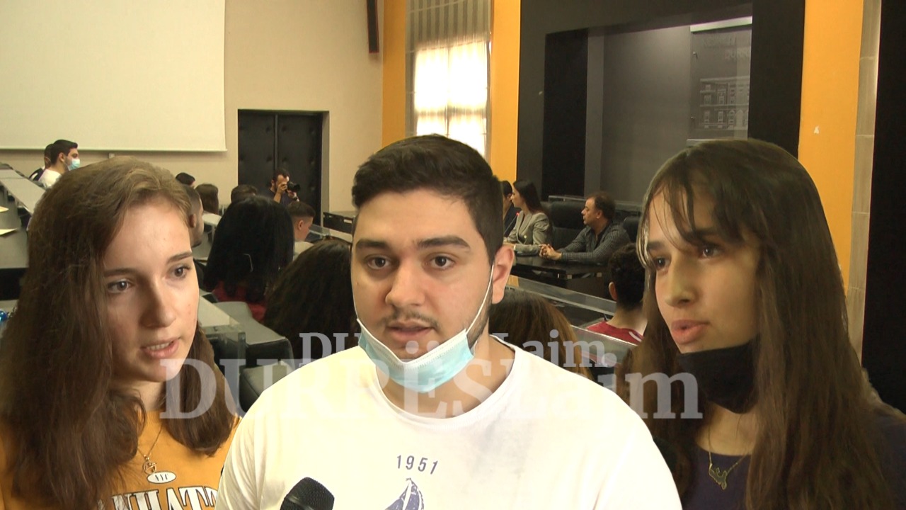 3 nxënës ekselentë të Durrësit rrëfejnë planet për të ardhmen (VIDEO)