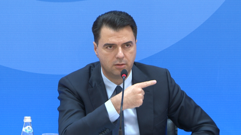 Basha: Sudja ka prerë flokët, ka lënë mjekër dhe quhet Edi Rama