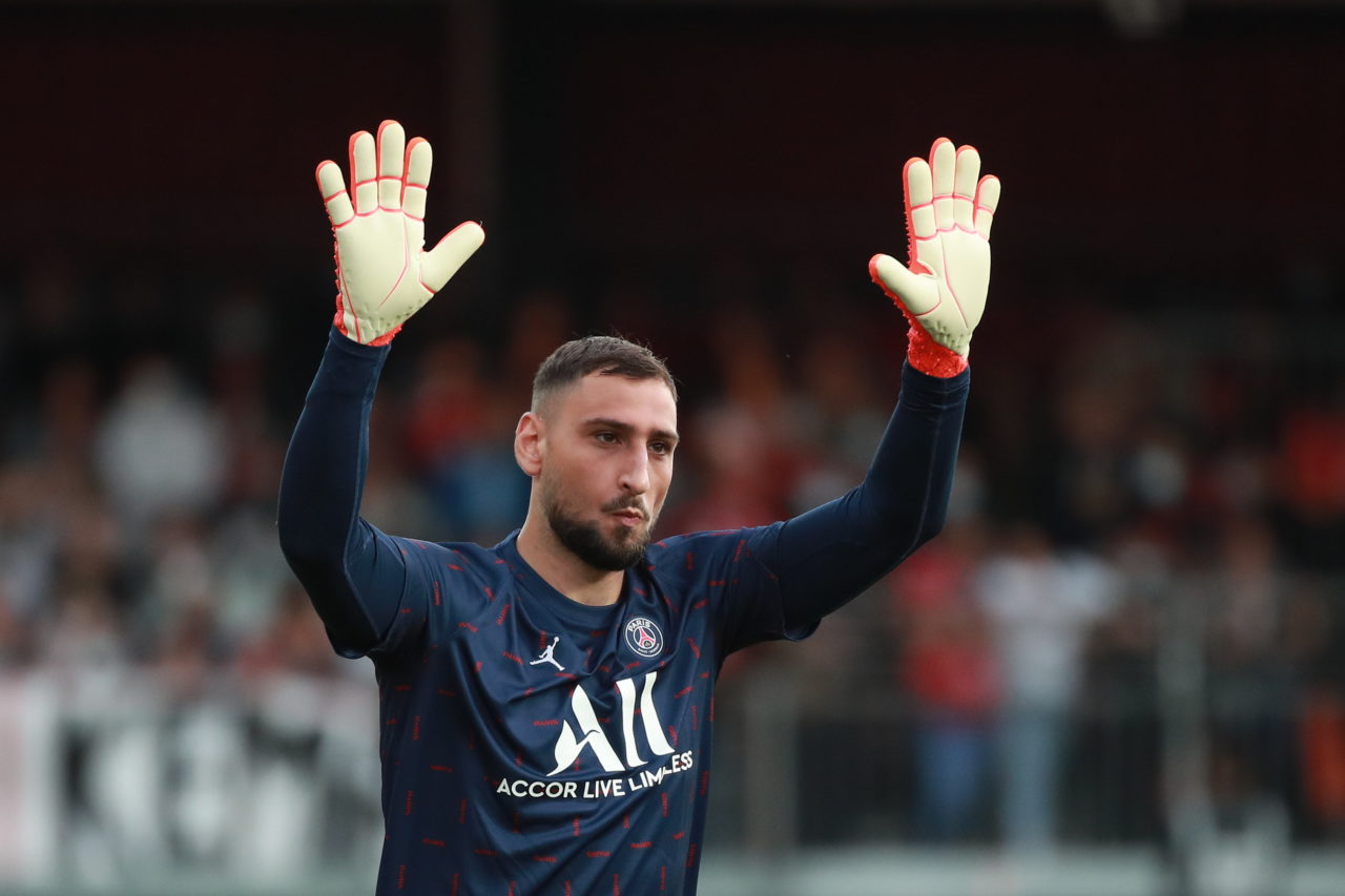 E papritur, Donnarumma po mendon largimin nga PSG