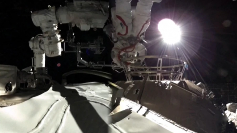 Kina nis misionin 6 mujor, dërgon raketën në stacionin hapësinor