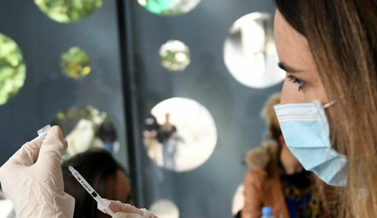 Kosova ende pa vendim për vaksinimin e fëmijëve