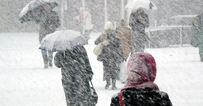 Stuhia polare pritet të godasë Britaninë e Madhe për 3 javë, paralajmërimi i meteorologëve