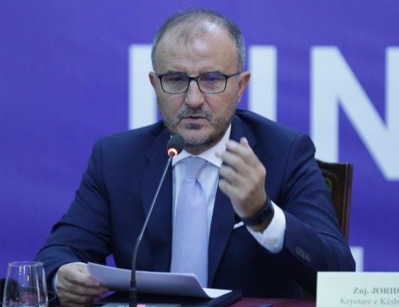 A do bashkëpunojë BE-ja me Berishën nëse fiton PD-në, ja çfarë thotë Soreca