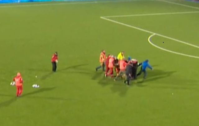 Tjetër dramë në futboll, lojtari pëson arrest kardiak në fushë