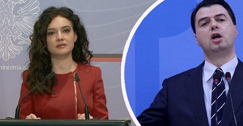 Elisa Spiropali ngushëllon Bashën: “T’u prehtë në paqe babai!”