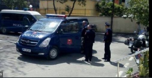 6 të miturit shkatërrojnë kopshtin, donin të vidhnin sendet brenda tij