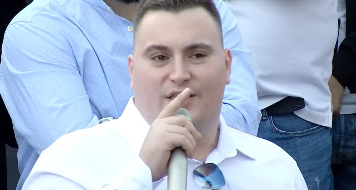 “Basha është model socialist!”/ Iu bashkua “Foltores”, çfarë tha djali i Sokol Olldashit përpara Berishës