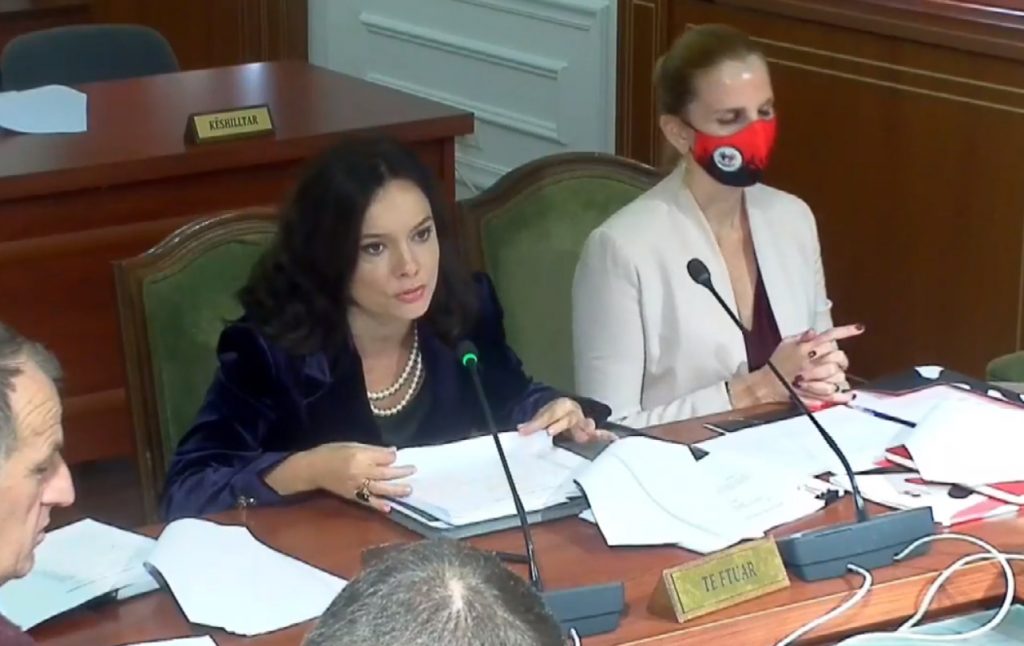 “Më shijon …”/ Çfarë tha Spiropali që krijoi debat në Komisionin e Ligjeve?