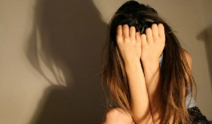 Arrestohet 54-vjeçari, dyshohet se ngacmoi seksualisht mbesën e mitur