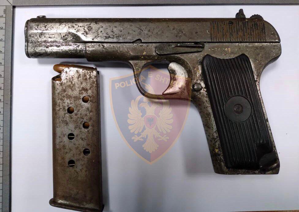 Tentuan të largoheshin me vrap, &#8220;Shqiponjat&#8221; arrestojnë tre të rinj