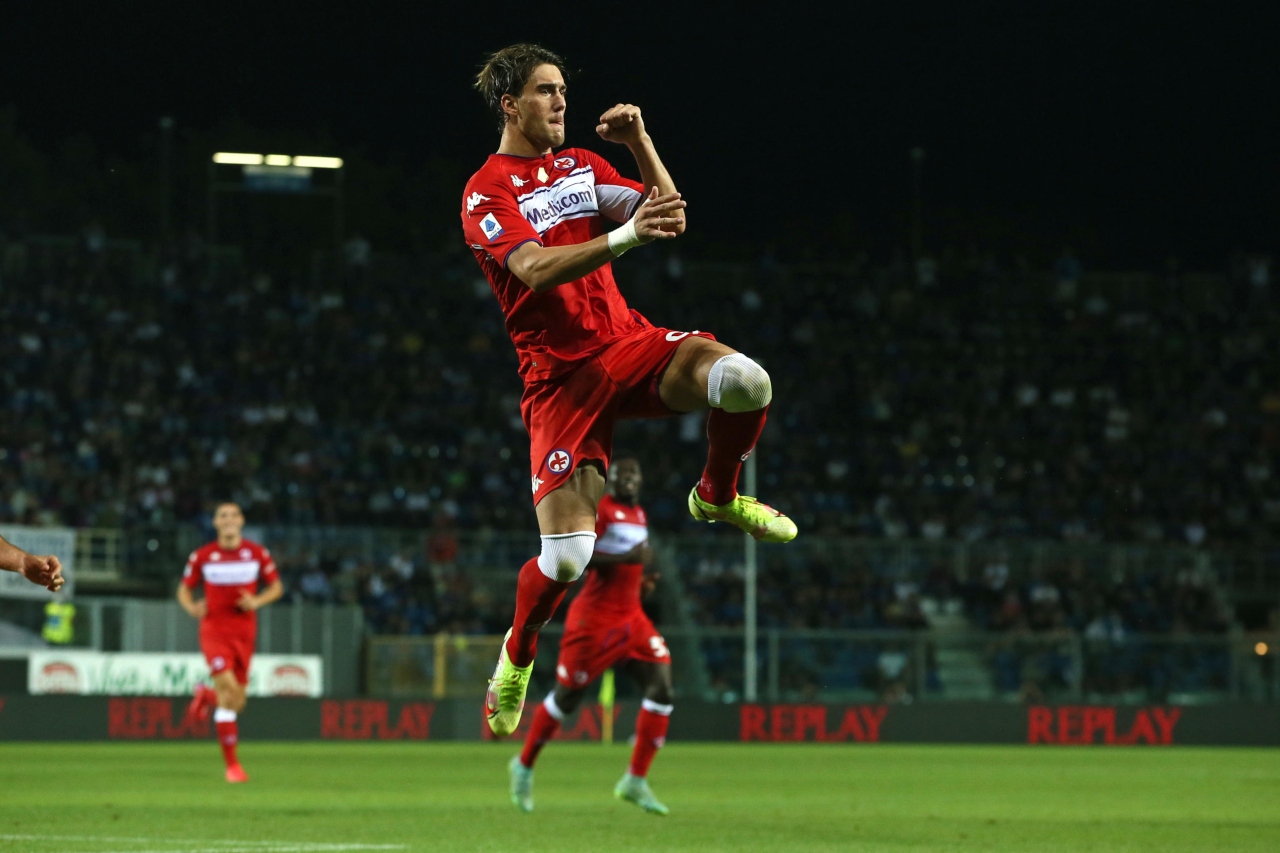 Arsenali ofron 80 milionë euro, por ylli i Fiorentinës pret Juventusin