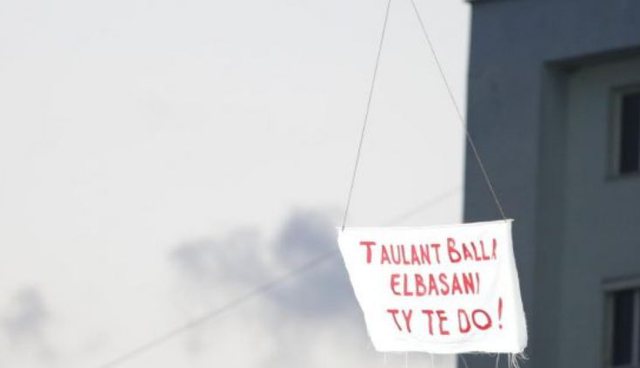 FIFA gjobit FSHF, e pëson prej dronit për Taulant Ballën