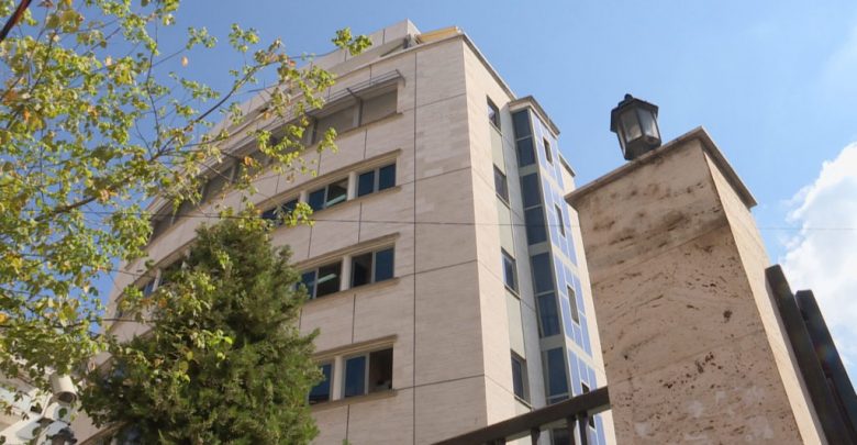 Apartamente, truall dhe palestër, kush është trafikanti që iu sekuestrua pasuria