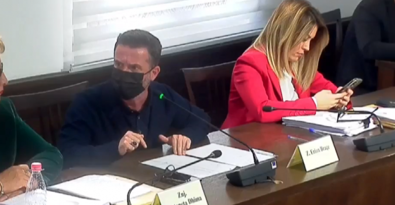 Braçe kritika ministres: Auditoni tokat në pronësi të banditëve, mos prisni SPAK-un