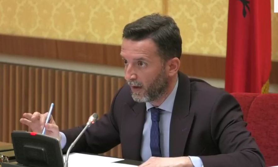 U “tradhtua”’ edhe nga socialistët, Braçe: “Nuk u mërzita, ndihem keq kur …”