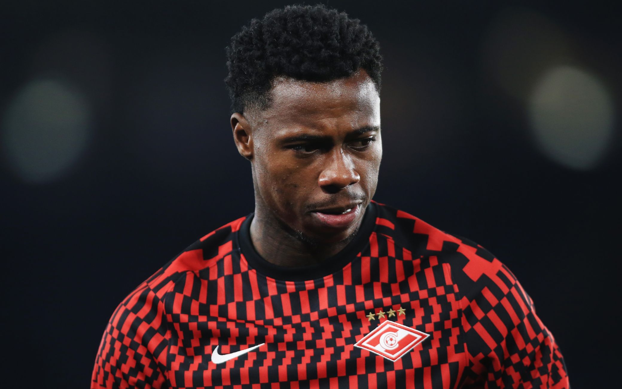 E kërkonte Milani, sulmuesi holandez rrezikon 3.5 vite burg për therje