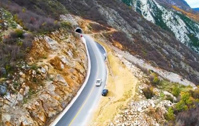 VIDEO/ Kryeministri Rama uron 29 nëntorin me “Rrugën e Arbrit”: Gëzuar!