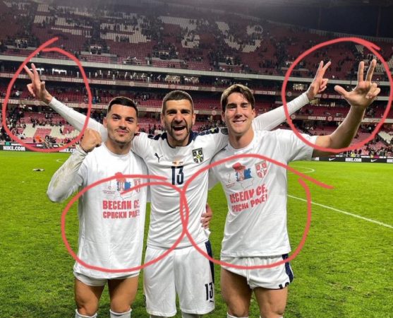 Fituan ndaj Portugalisë, lojtarët serbë festojnë me simbole politike nacionaliste