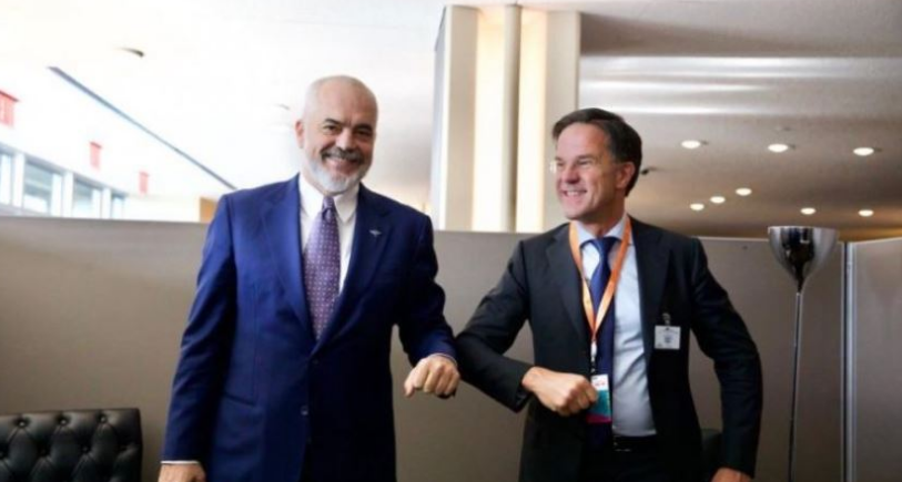 Kryeministri i Holandës mbërrin të mërkurën në Tiranë