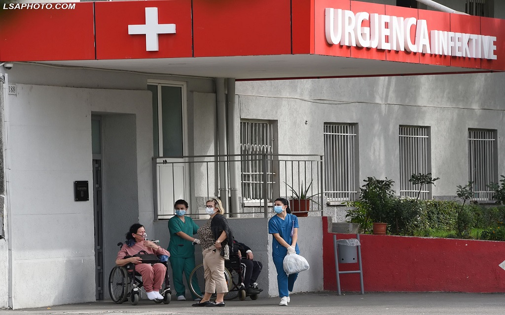 Covid-19/ Durrësi regjistron 25 infektime dhe 1 viktimë në 24 orë, sa është totali i rasteve aktive?