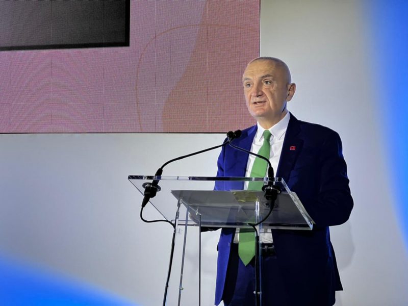 “U vendosën masa të pakuptimta ‘drakoniane’“, Meta kritika nga Roma: “Pandemia, një kërcënim për botën”