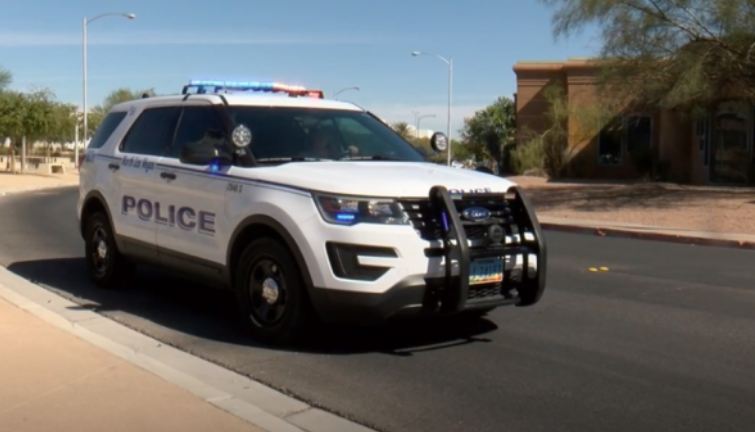 Masakroi me thikë nënën e tij, arrestohet gazetari