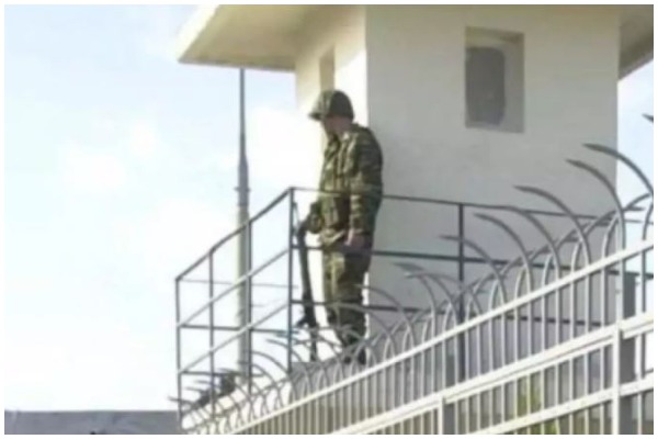 Arrestohen dy shqiptarët që filmuan kampin ushtarak të Atikës, mediat greke: Rast spiunazhi