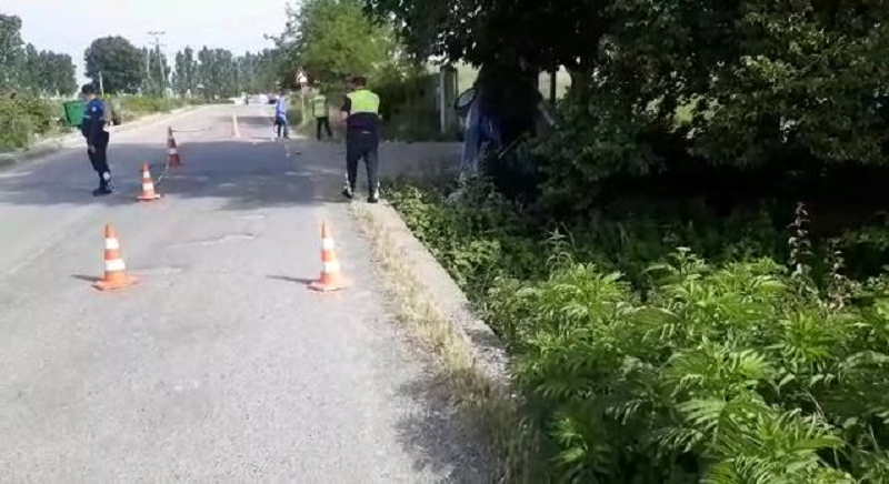 Durrës, &#8220;Benz&#8221;-i përplaset me bordurën, drejtuesi përfundon në spital