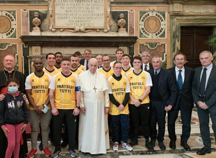 “Të gjithë vëllezër”/ Reja takohet me Papën në Vatikan, flet rreth miqësores së bamirësisë