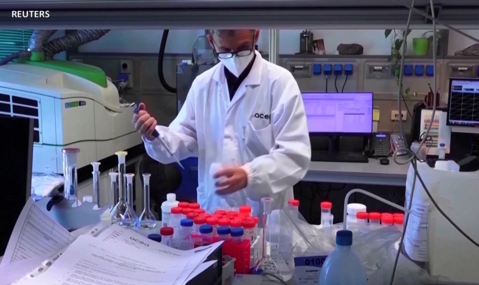 Zbulimi i variantit të ri të Covid-19/ SHBA vendos nga e hëna kufizimet e reja në udhëtime. Ja çfarë është vendosur