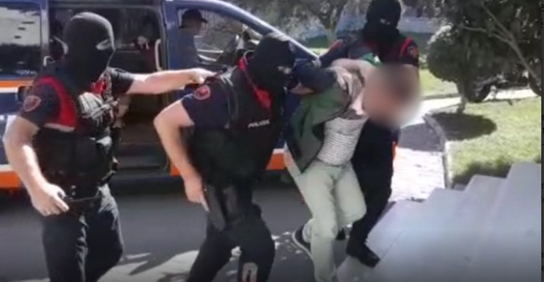 I gjendet një sasi e madhe droge, arrestohet 45-vjeçari