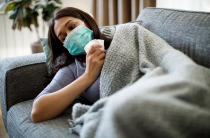 Zbulohen dy simptoma të reja të variantit “Omicron”
