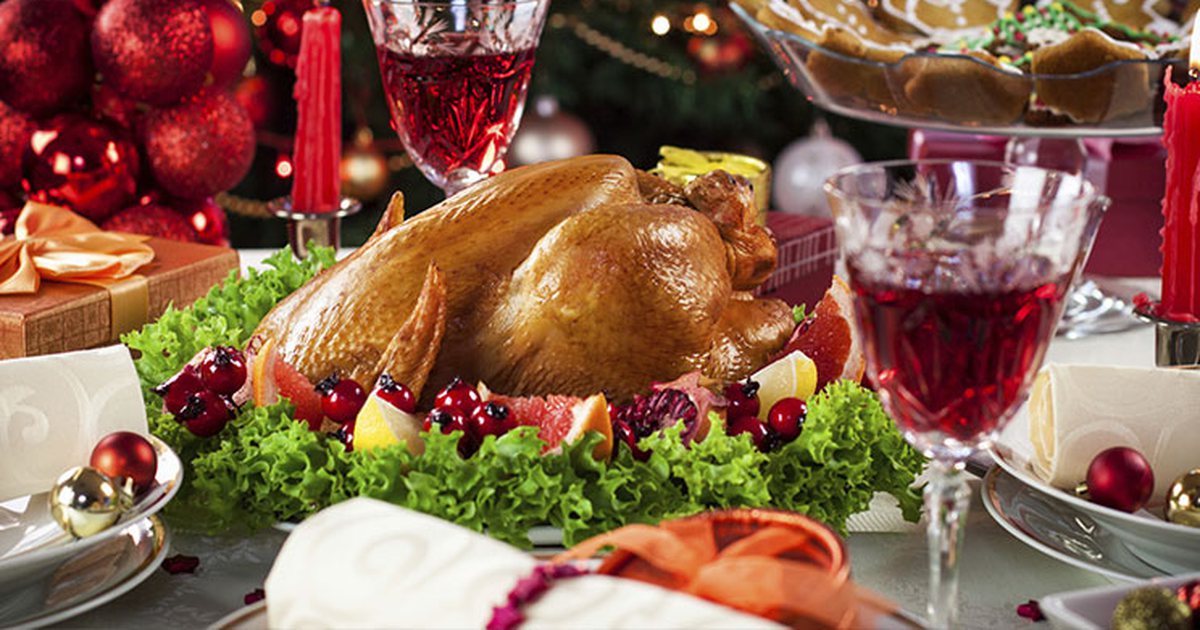 Është meraku i të gjitha vajzave/ Si të hani ushqimet e festave pa u shëndoshur