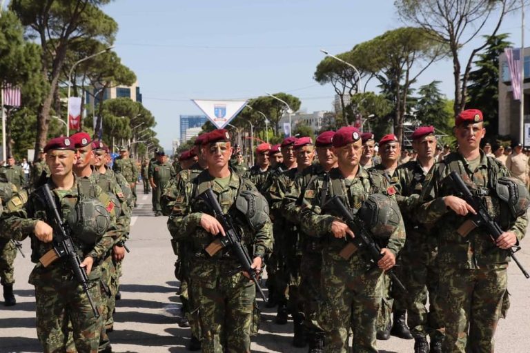 109-vjetori i ushtrisë, Meta: Mirënjohje për çdo burrë dhe grua në uniformë