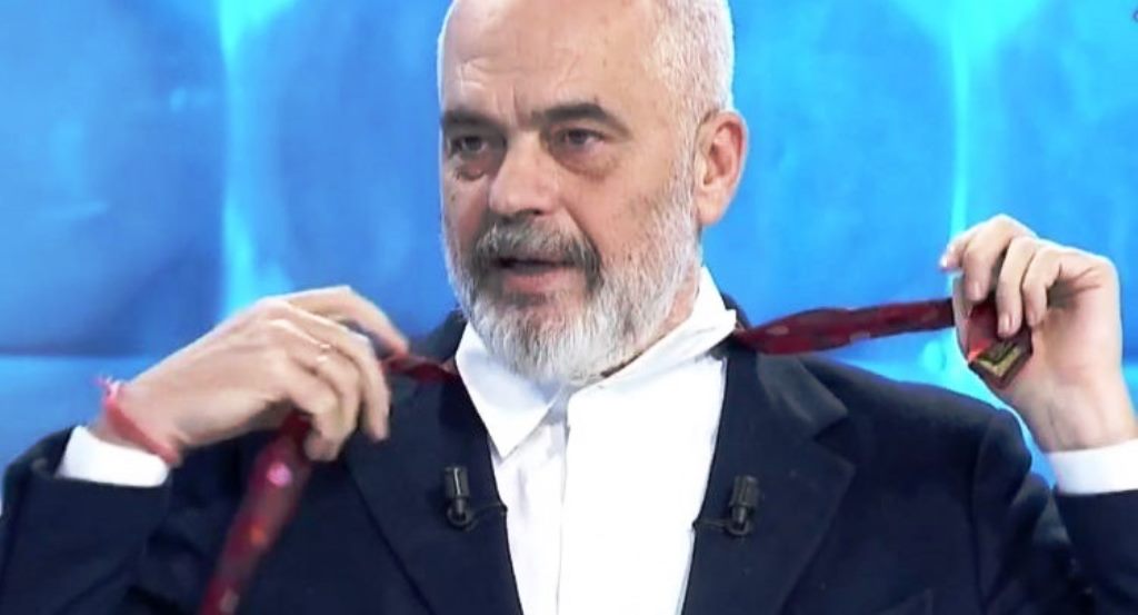 Rama “zhvishet” live në emision (FOTO)