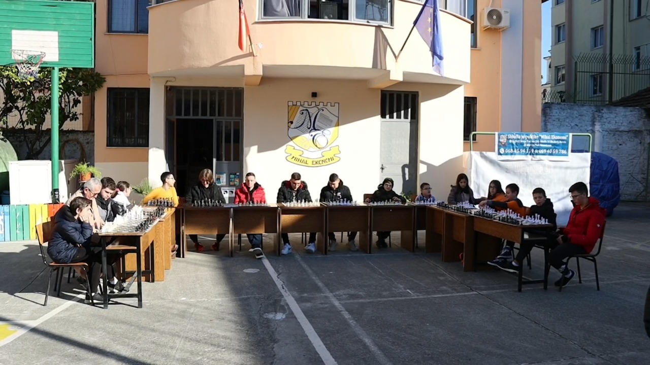 Mbyllet me sukses turneu i shahut në Durrës (VIDEO)